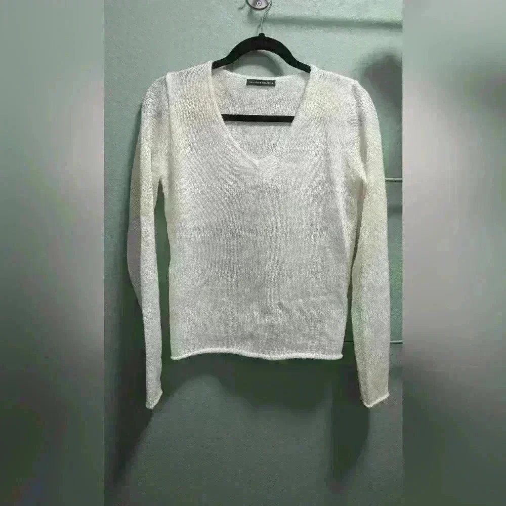 Brandy Melville Sweater